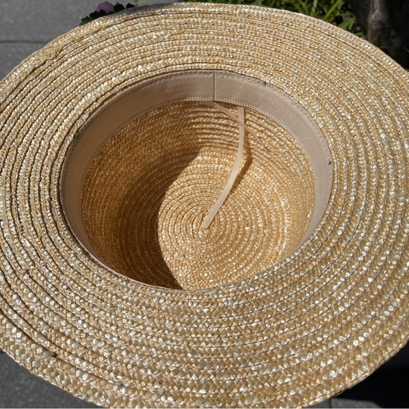 ?Size M/L Limited Edition Designer Straw Sun Hat with Artificial Flowers – Only